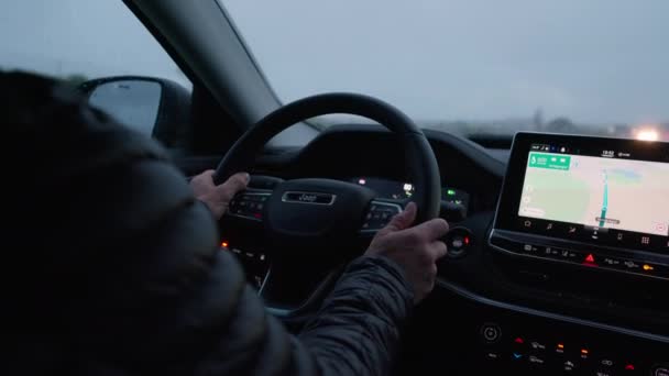 Reykjavik Iceland October 2021 Lockdown Medium Shot Man Driving Car — Vídeo de stock