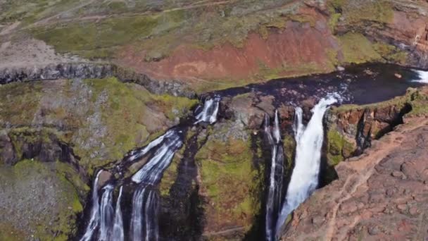 Aerial View Majestic Glymur Waterfall West Iceland Bright Sunny Day — Vídeo de stock