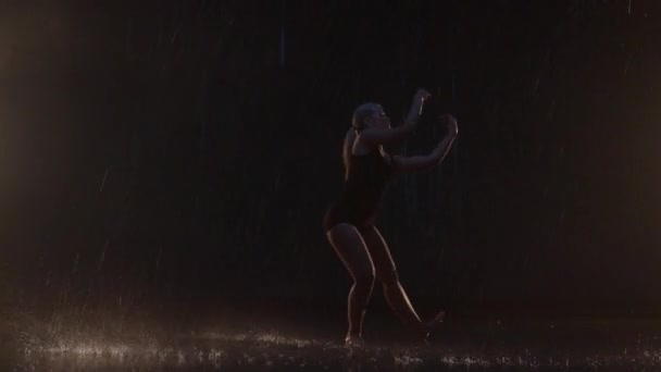 Sensual Young Woman Dancer Performing Rain Dark Studio Black Backdrop — Stockvideo