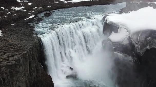 Drone Flight Pulling Back Dettifoss Waterfall Vatnajokull National Park Iceland — стокове відео