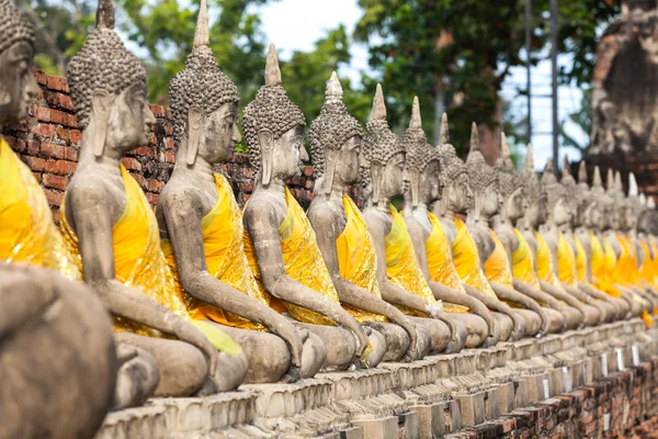 Statues de Bouddha au temple — Photo