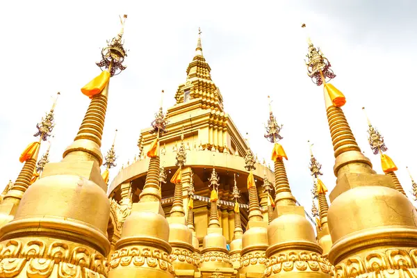 Pagoda en Wat-Sawangboon — Foto de Stock