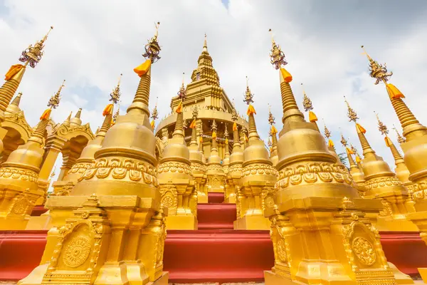 Pagoda a Wat-Sawangboon — Foto Stock