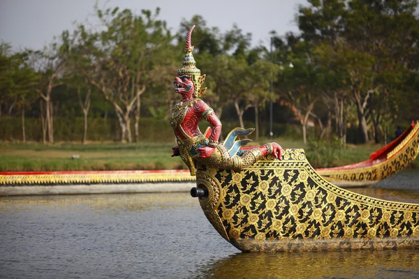 Red Garuda warship floats on the river — Stock Photo, Image