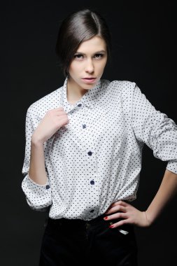 Studio güzel bir kızın portresi