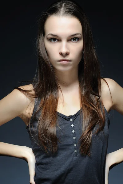 Portret van een mooi meisje in de studio — Stockfoto