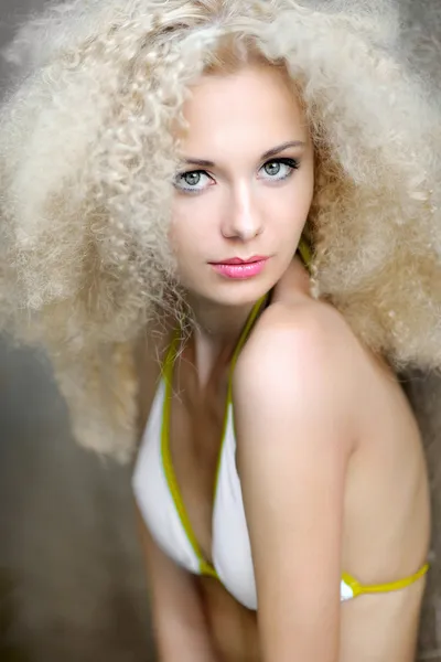 Portrait of a beautiful young girl in a bikini — Stock Photo, Image