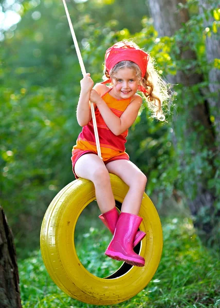 Portrait of little girl outdoors in summer — Stock Photo, Image