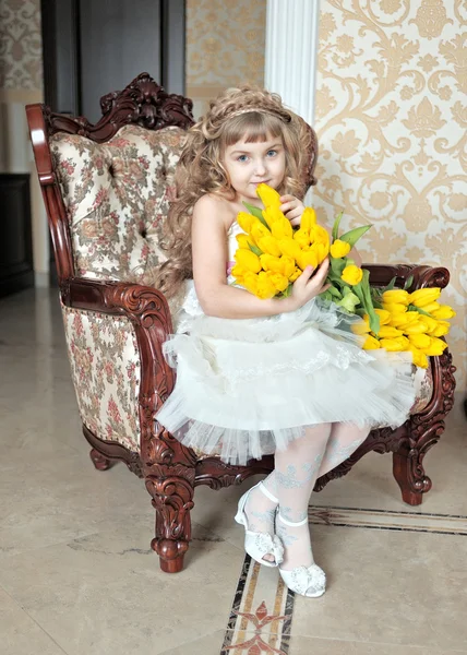 Portréja egy csodálatos divat kislány — Stock Fotó