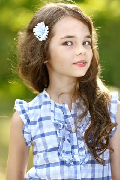 Portrait of a beautiful little girl — Stock Photo, Image