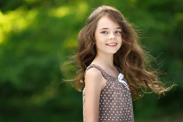 Portrait of a beautiful little girl — Stock Photo, Image