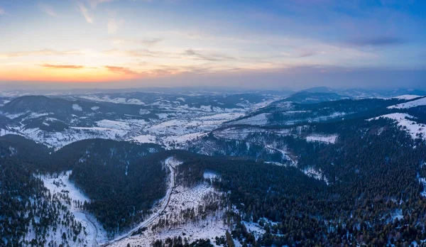 冬の神秘的な風景の空中風景 — ストック写真