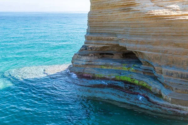 High Light Colored Layered Rock Casting Shadow Shore Corfu Island — Foto Stock