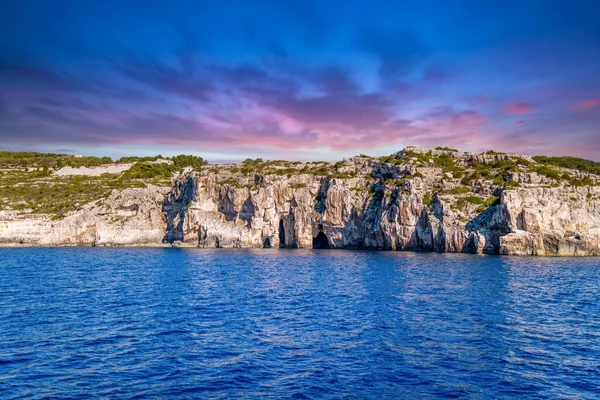 Plant Covered High Rocky Cliffs Shore Corfu Island Greece Clear — Stok fotoğraf