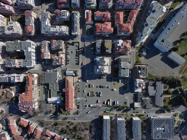 View from a height of the city of Pomorie with many cars, houses and hotels — Stock Photo, Image