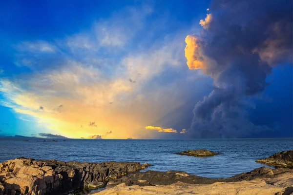 Tranquillo Paesaggio Balneare Bulgaro Con Tranquillo Blu Riflettente Mar Nero — Foto Stock