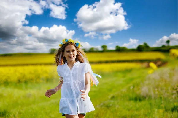 Lovely Energetic Dreamy Teenage Girl White Dress Bright Ukrainian Colored — Stock Photo, Image