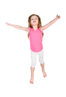 sevimli küçük kız izole havada atlama