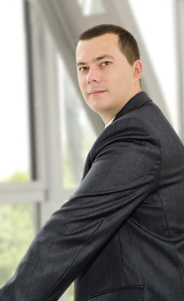 Portrait of confident young businessman — Stock Photo, Image