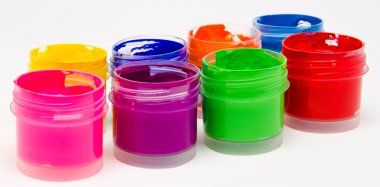 guaj boya beyaz izole