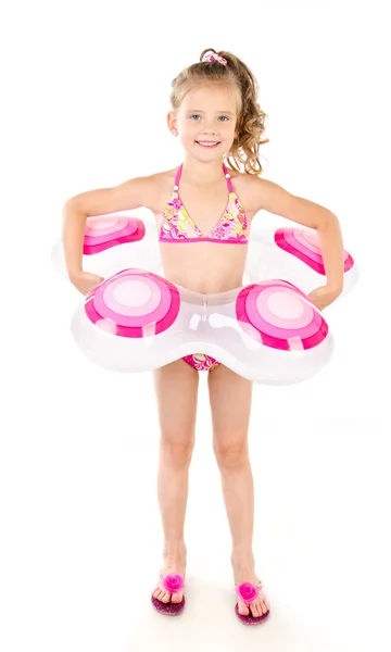 Carino sorridente bambina in costume da bagno — Foto Stock