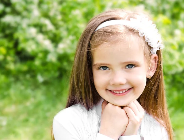 Portrait of adorable smiling little girl — Stock Photo, Image