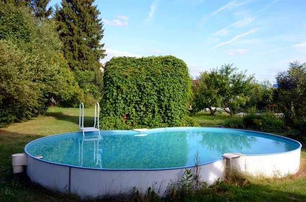 Piscina y mirador — Foto de Stock