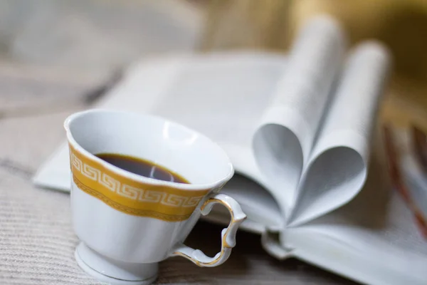 Reading Book Coffee — Stockfoto