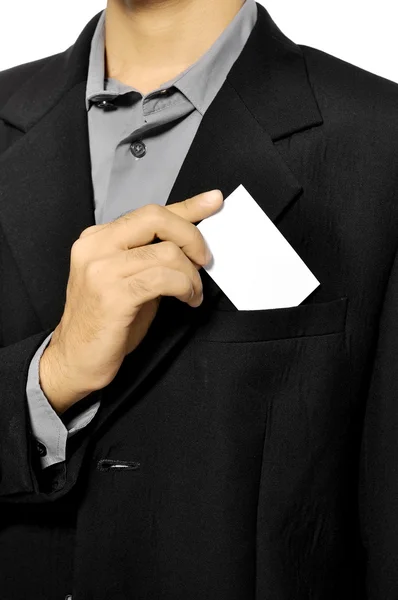Homem colocar cartão de visita em branco no bolso — Fotografia de Stock