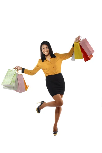 Volledige portret vrouw met shopping tassen — Stockfoto