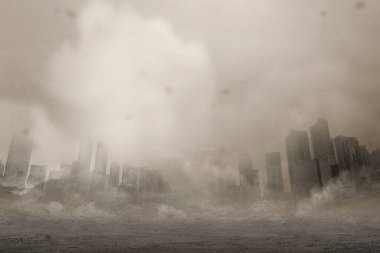 Binaların arka planında yoğun sis