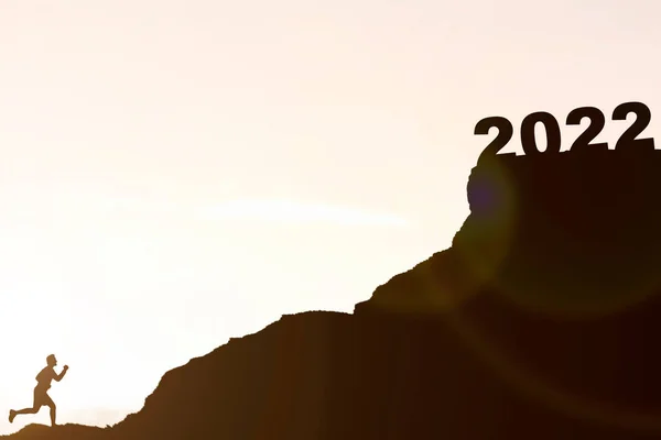 Hombre Corredor Corriendo Colina 2022 Feliz Año Nuevo 2022 — Foto de Stock