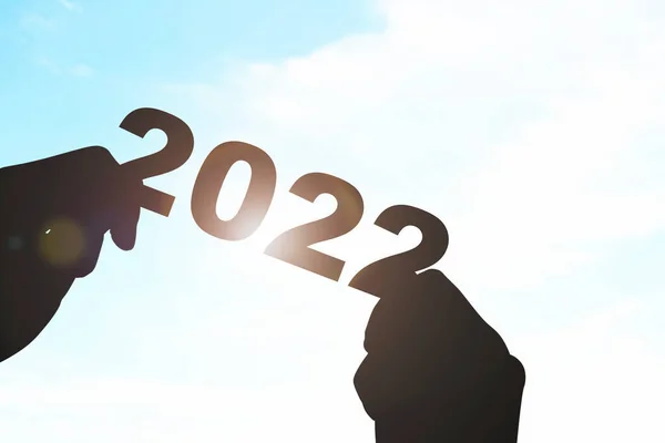 Mano Sosteniendo 2022 Feliz Año Nuevo 2022 — Foto de Stock