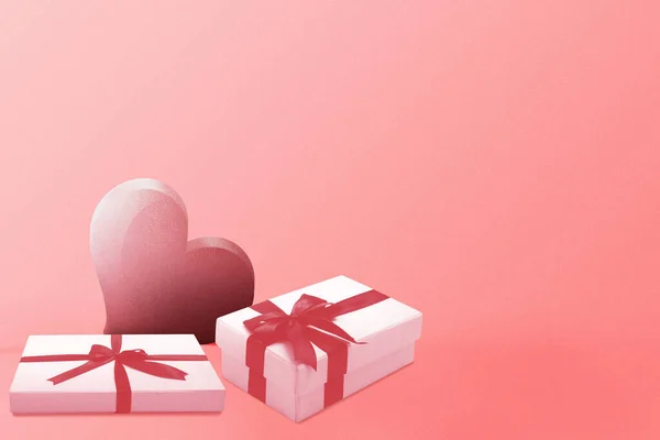 Hart Geschenkdoos Met Een Gekleurde Achtergrond Valentijnsdag — Stockfoto