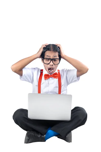 Asian Nerd Ugly Face Sitting While Using Laptop Shocked Expression — Stock Photo, Image