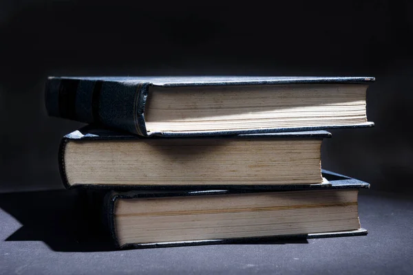 Stack Books Dark Background — Stock Photo, Image