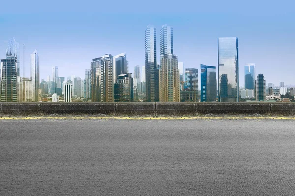Асфальтована Дорога Сучасною Будівлею Хмарочосами Центрі Міста — стокове фото