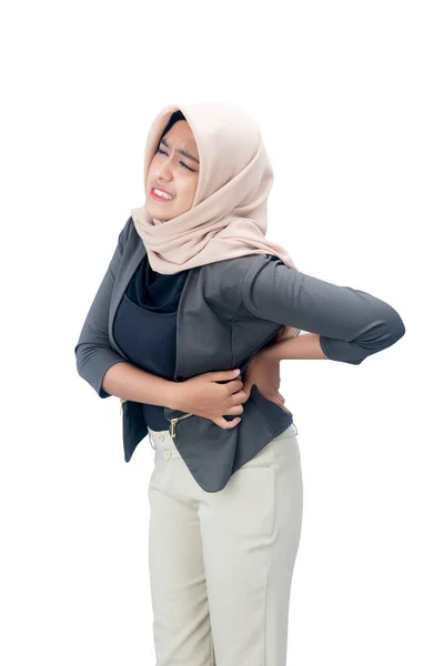 Aziatische Moslim Vrouw Een Hoofddoek Gevoel Pijn Haar Lichaam Geïsoleerd — Stockfoto