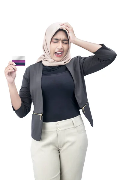 Asian Muslim Woman Headscarf Holding Credit Card Stressed Expression Isolated — ストック写真
