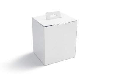Karton kutu beyaz arkaplan üzerinde izole