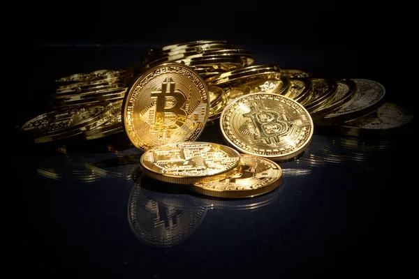 Bitcoin Νομίσματα Cryptocurrency Έννοια Κρυπτογραφικού Νομίσματος — Φωτογραφία Αρχείου