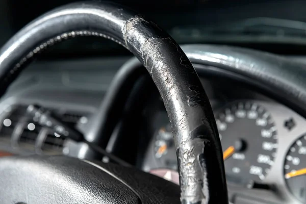 Vista Cerca Del Volante Del Coche Dentro Del Coche —  Fotos de Stock