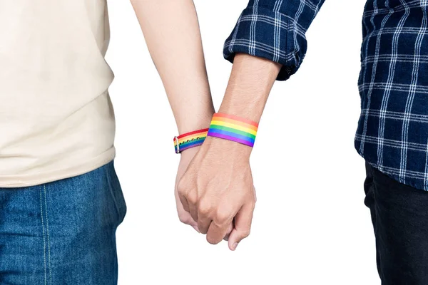 Couple Gay Avec Bracelet Drapeau Arc Ciel Lgbt Tenant Les — Photo
