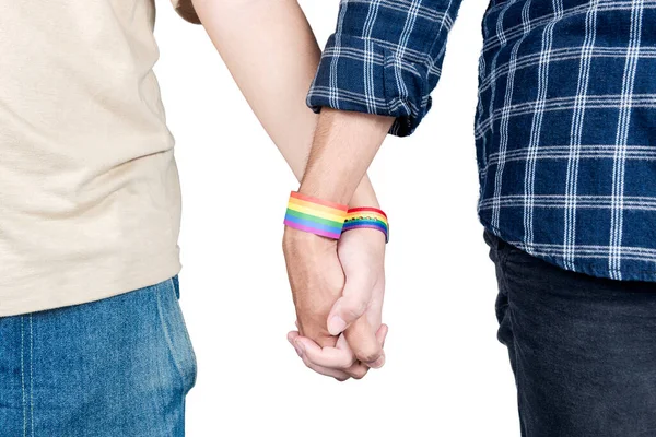 Ett Homosexuellt Par Med Ett Hbt Regnbågsflaggat Armband Som Håller — Stockfoto