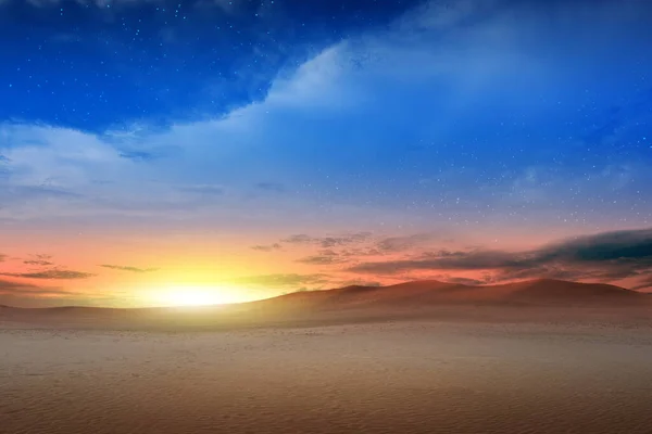 Вид Піщану Дюну Фоном Неба Заходу Сонця — стокове фото