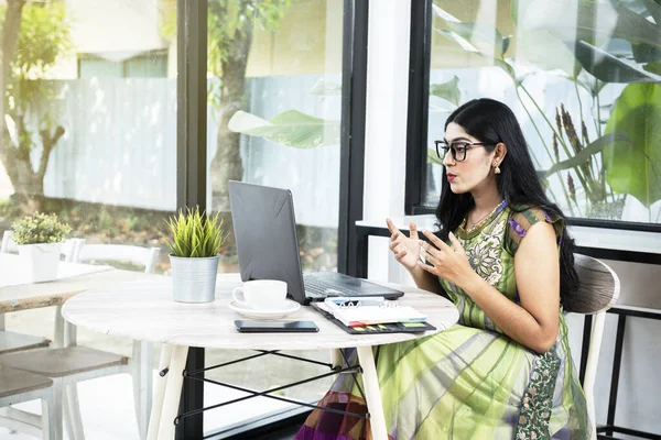 Indian Woman Eyeglass Using Laptop Notebook Mobile Phone Cup Coffee —  Fotos de Stock