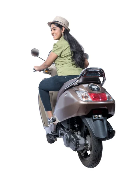 Mujer Asiática Con Sombrero Sentado Una Scooter Aislado Sobre Fondo —  Fotos de Stock