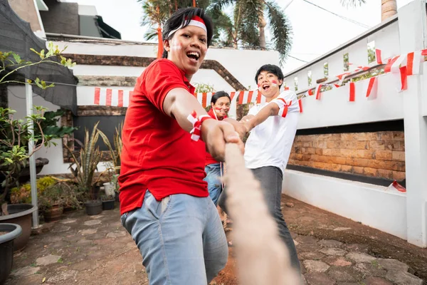 Indonesian People Celebrate Indonesian Independence Day August Tug War Contest — 图库照片
