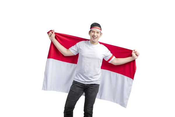 Indonesische Mannen Vieren Indonesische Onafhankelijkheidsdag Augustus Door Indonesische Vlag Geïsoleerd — Stockfoto