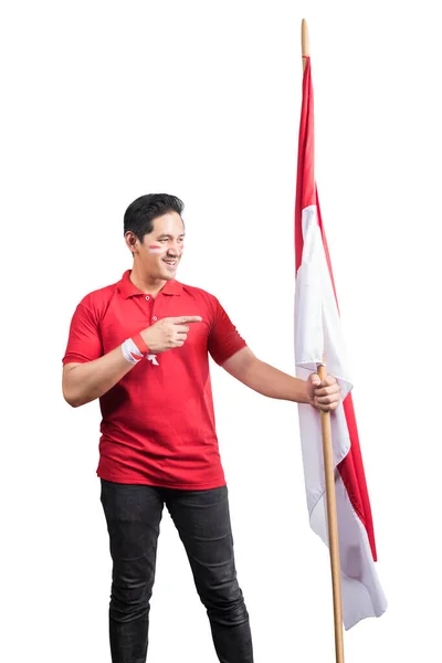 Indonesian Men Celebrate Indonesian Independence Day August Holding Indonesian Flag – stockfoto